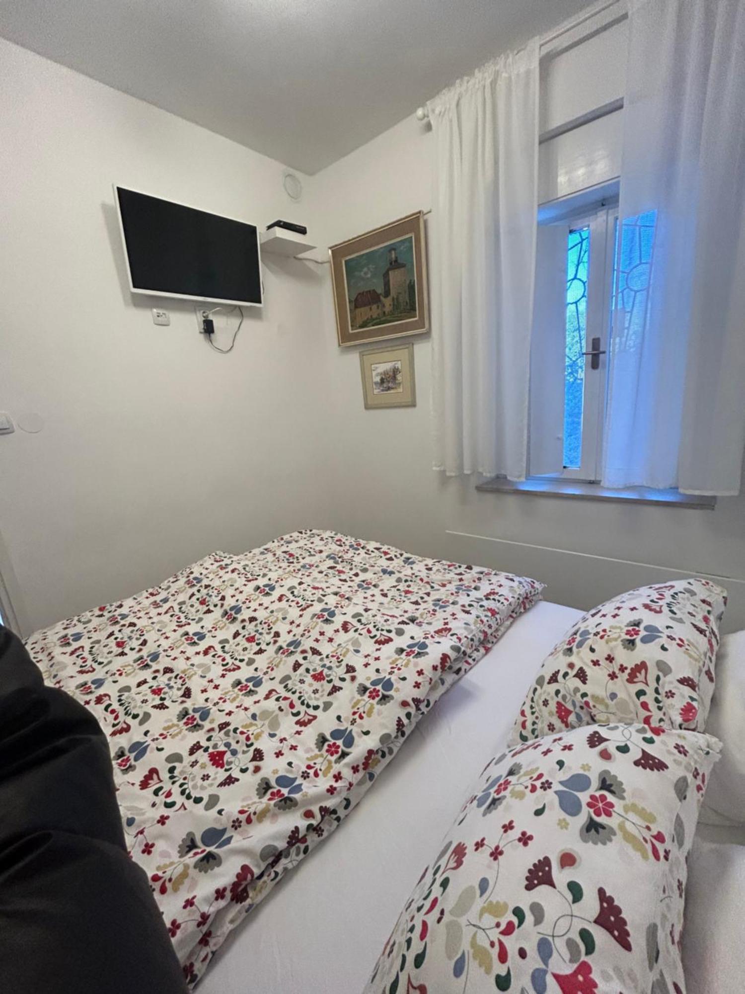 Very Close Studio Apartment Zagreb Extérieur photo